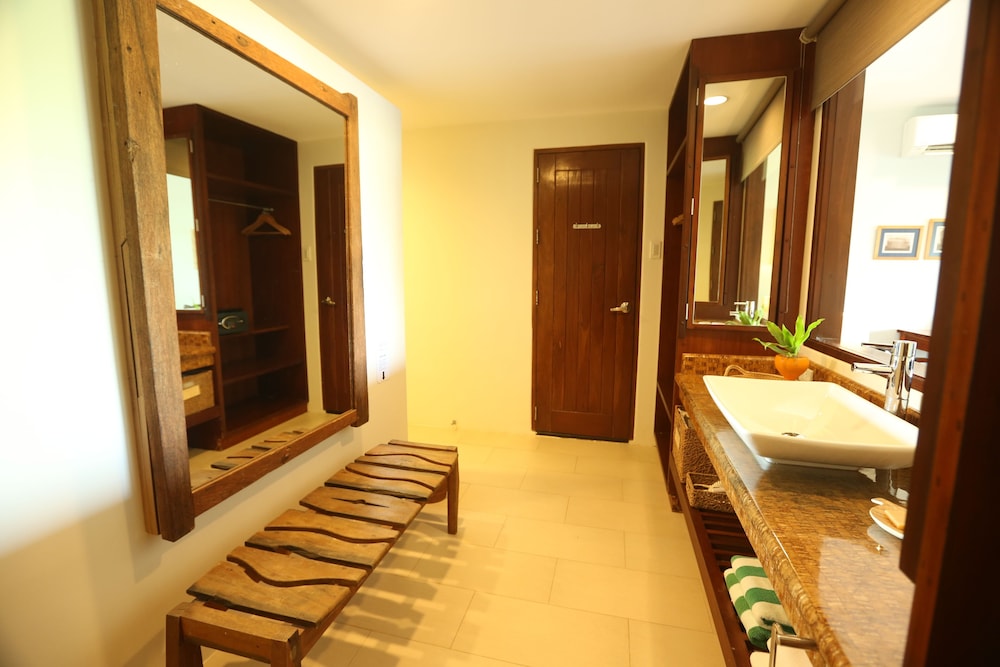 Amun Ini Beach Resort & Spa 48/50