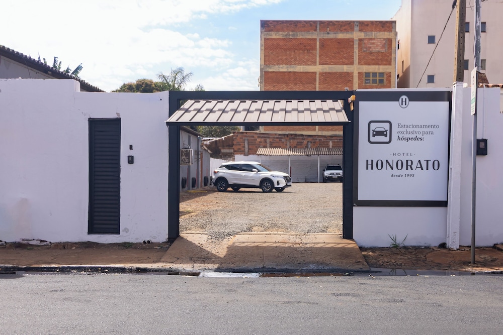 Honorato Plaza Hotel 6/52