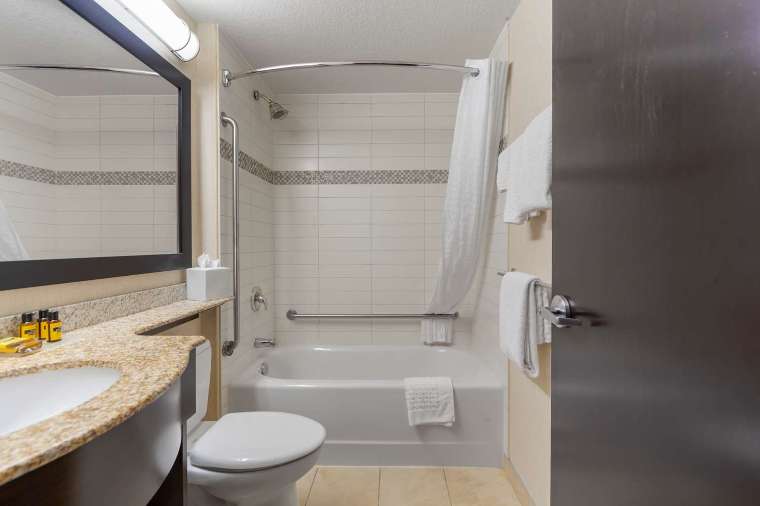 Best Western Plus Sherwood Park Inn and Suites 59/59