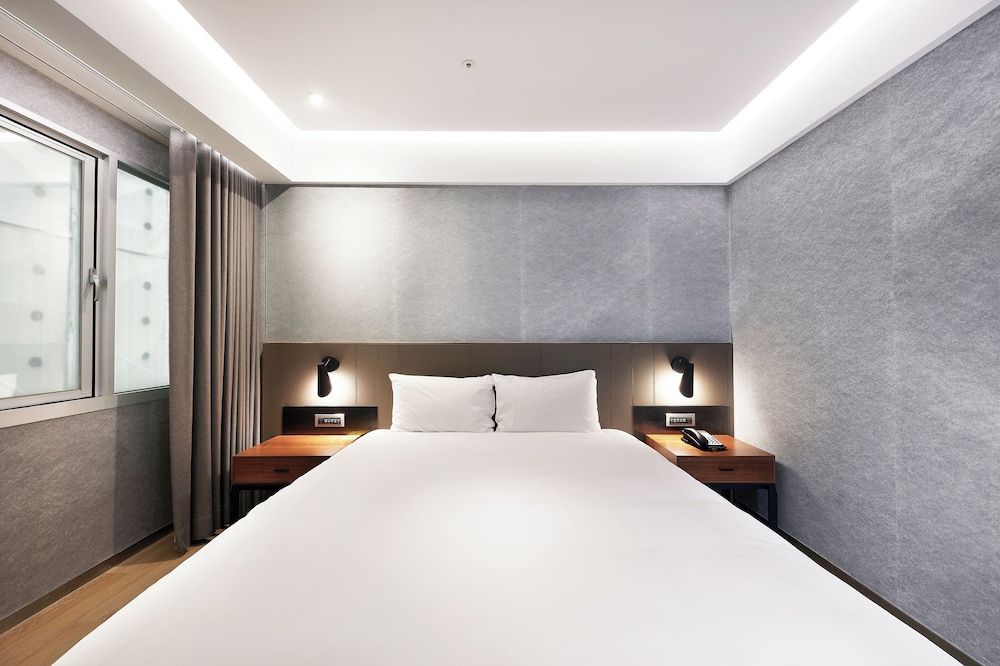 ROOM, DOUBLE BED, ACCESSIBLE