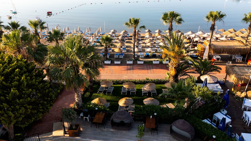 Costa Bitezhan Hotel 9/73