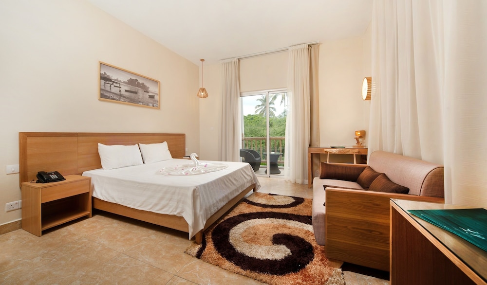 Le Palmiste Resort and Spa 24/76