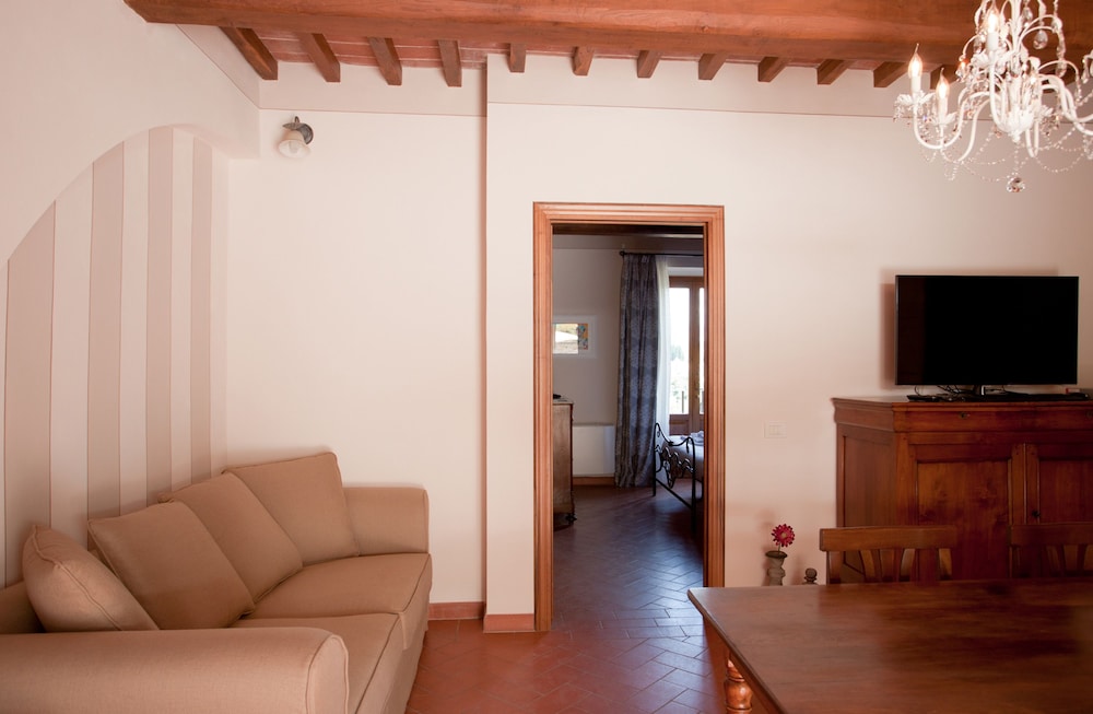 Relais Fattoria Belvedere 52/79