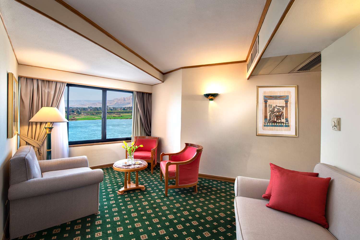 Sonesta St George Hotel 28/44