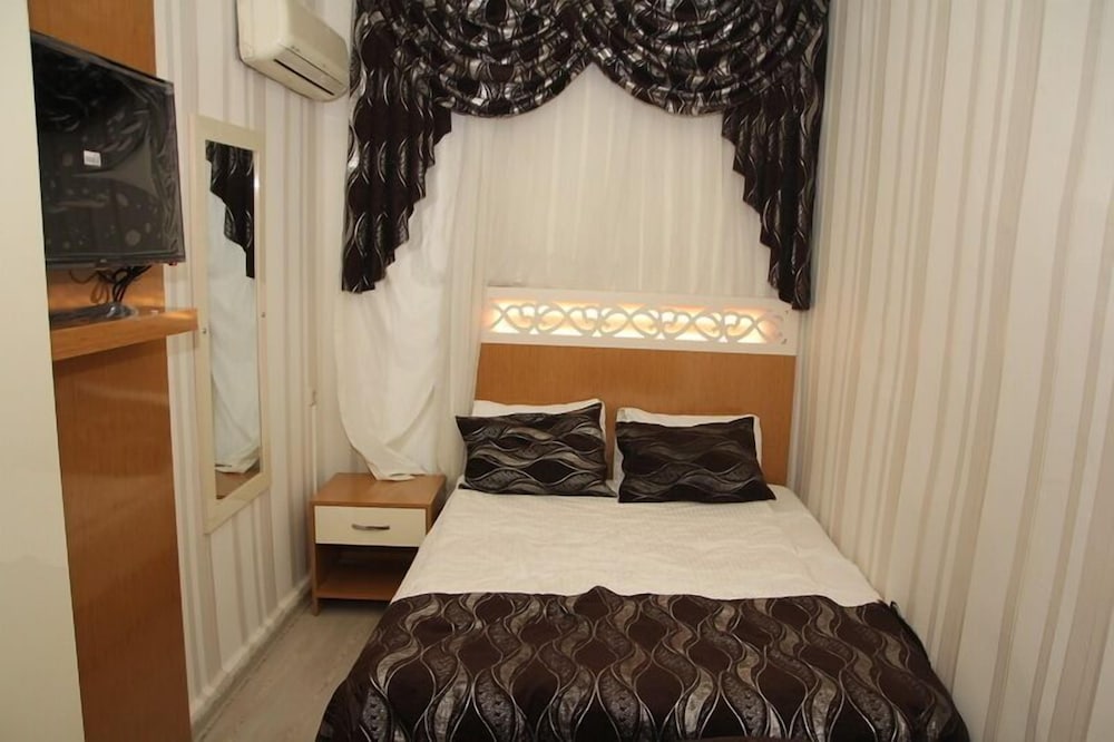 Vatan Hotel 21/28