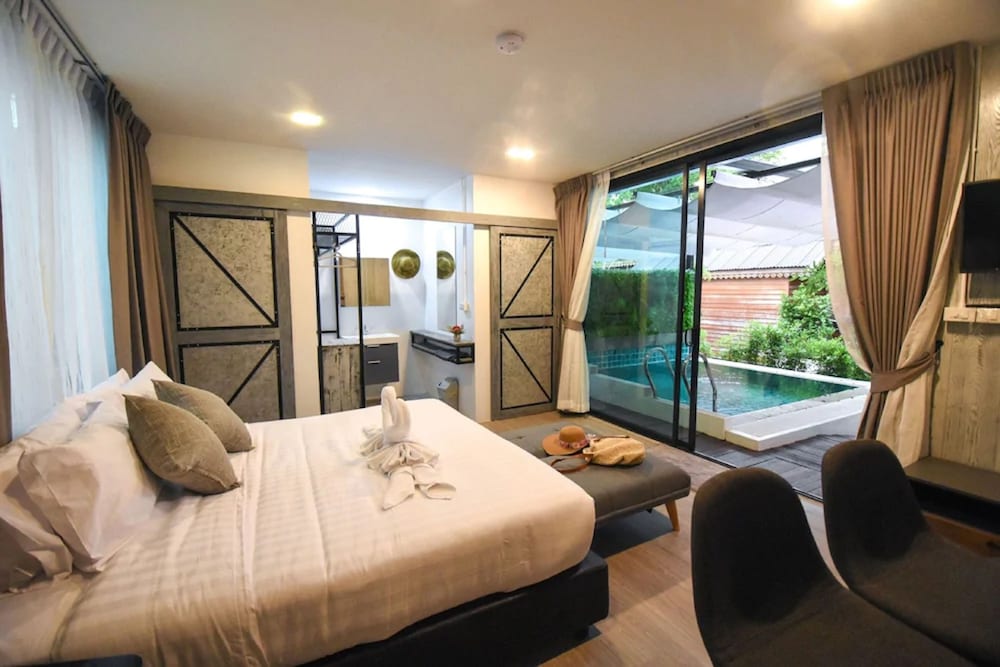Basaya Beach Hotel And Resort 34/63