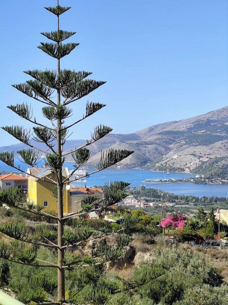 Lagoon View Apartments - Adults Only 61/70