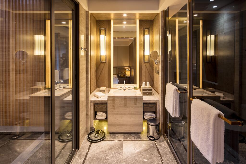 Radisson Chongqing South Hot Spring 40/40