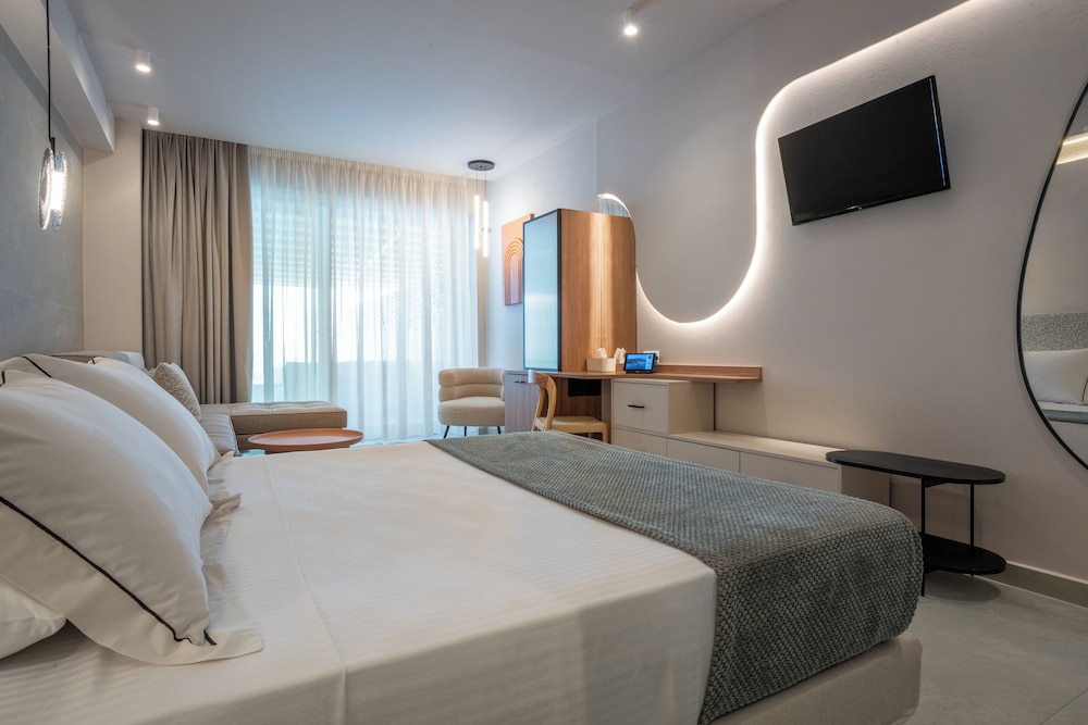 Deluxe, Studio, Suite, 2 Sofa