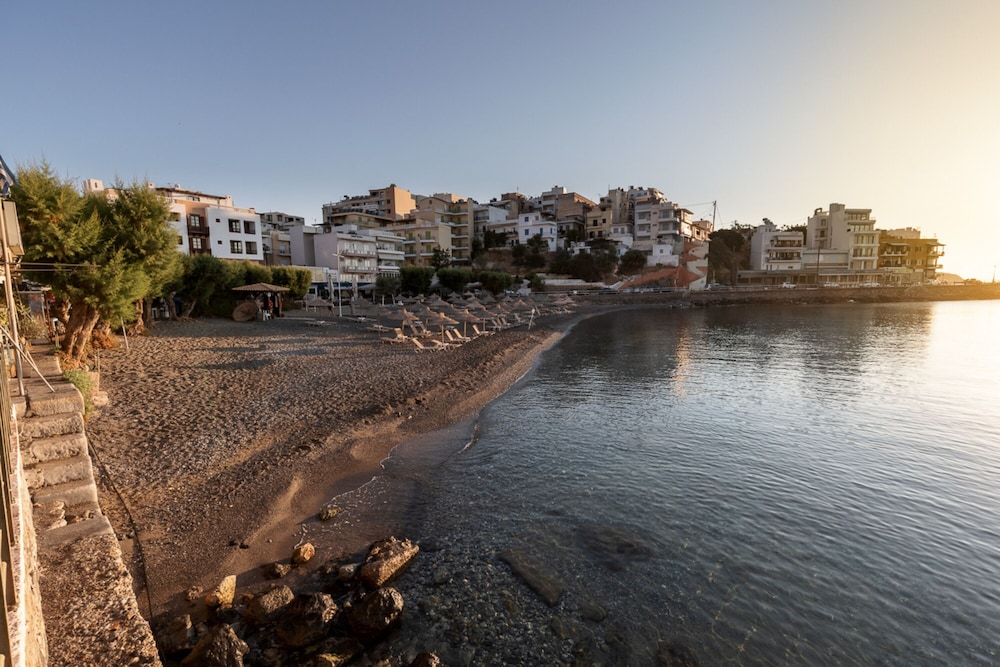 Kitro Beach Hotel 53/61