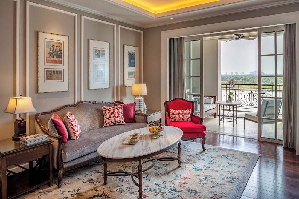 Mia Saigon Luxury Boutique Hotel 44/72