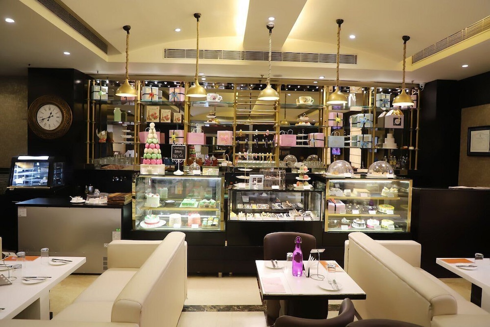 Vijay Intercontinental 18/22