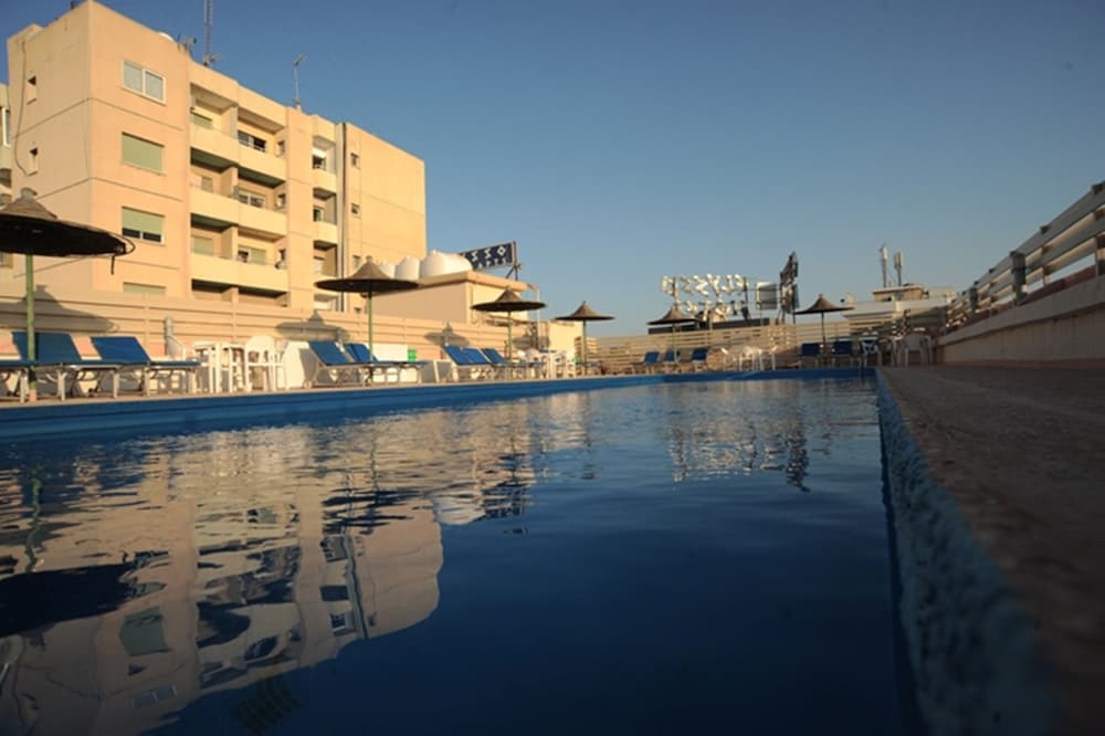 Elysso Hotel 56/60