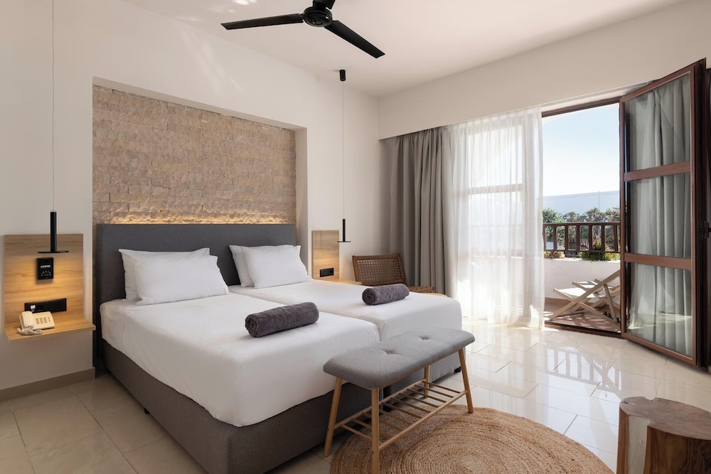 Room at Costa Lindia Beach, Lardos