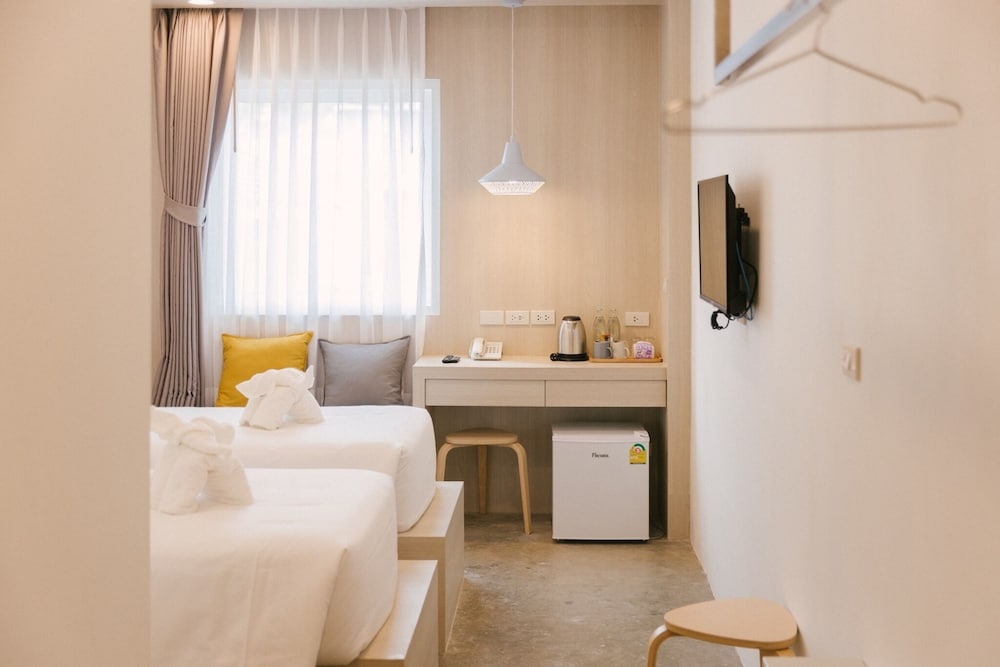 Nappiness Hotel 18/50
