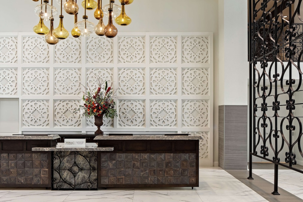 The Cassara Carlsbad Tapestry Collection By Hilton 9/63