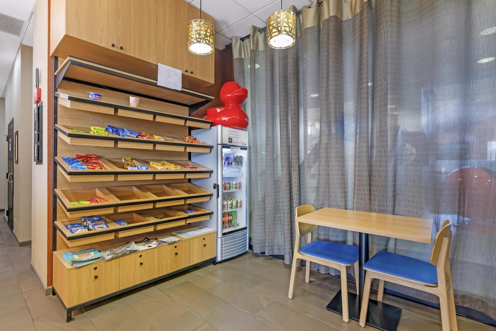Revel Hotel Minot, SureStay Collection by Best Western 8/66