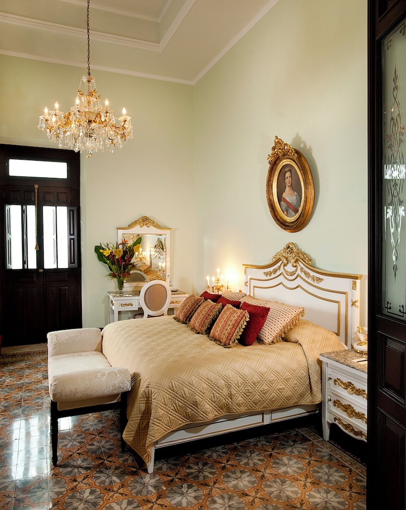 Master, Suite, King Bed, Adult Only