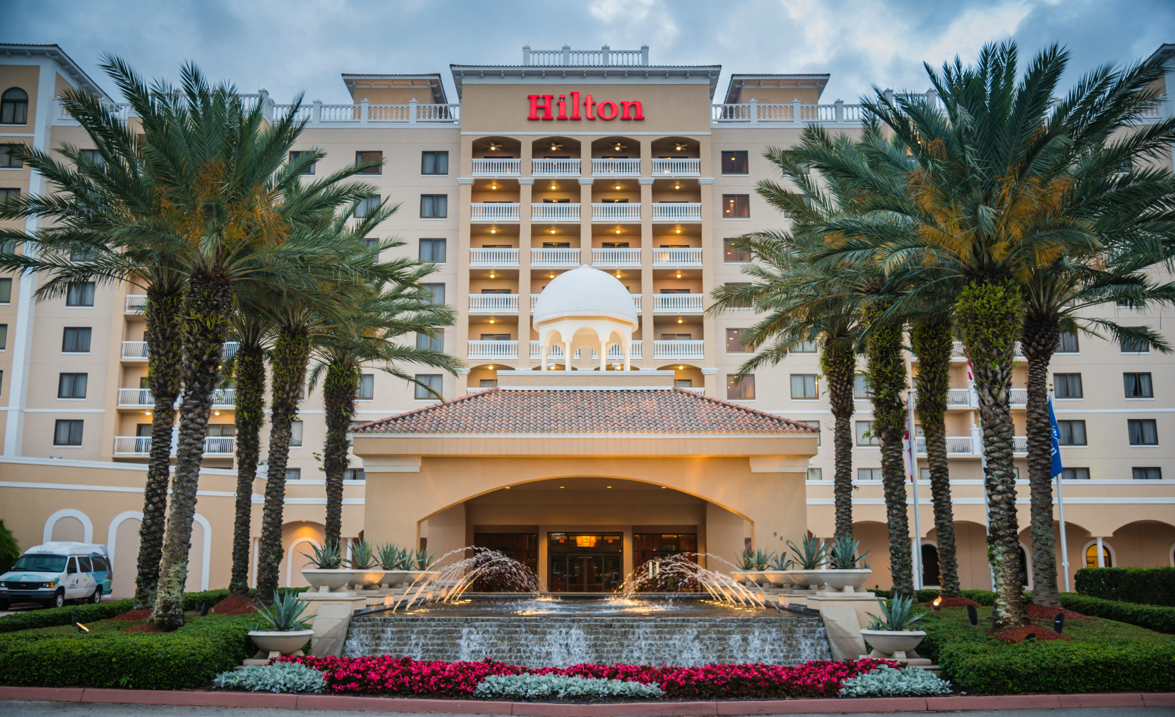 Hilton St. Petersburg Carillon Park 4/77
