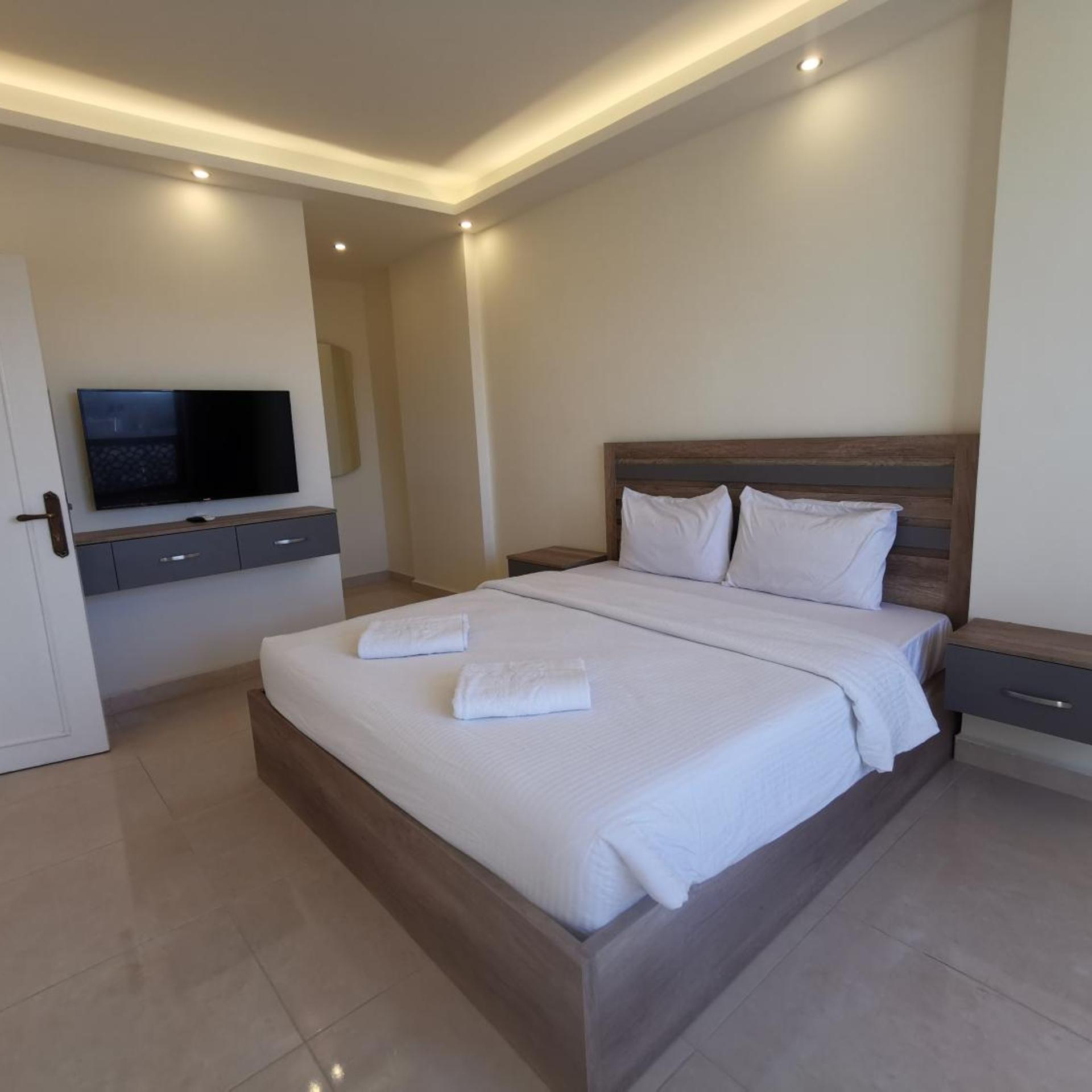 Deluxe, Suite