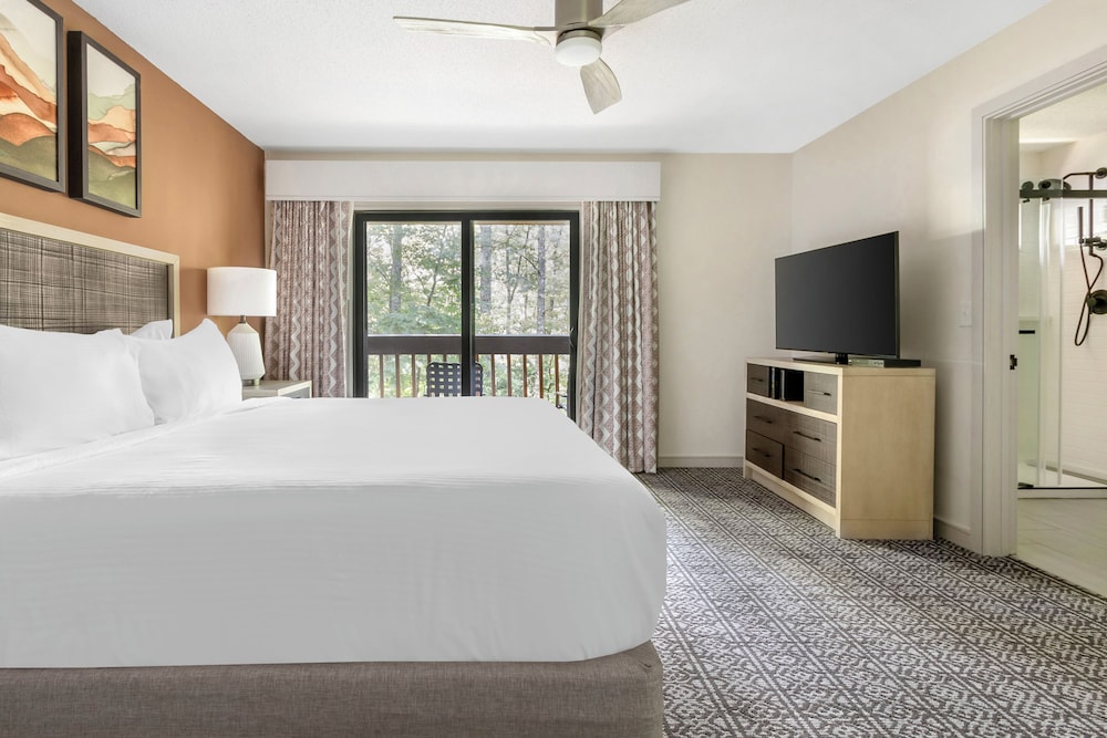 2 Bedrooms, Suite, 2 King Beds, 2 Sofa