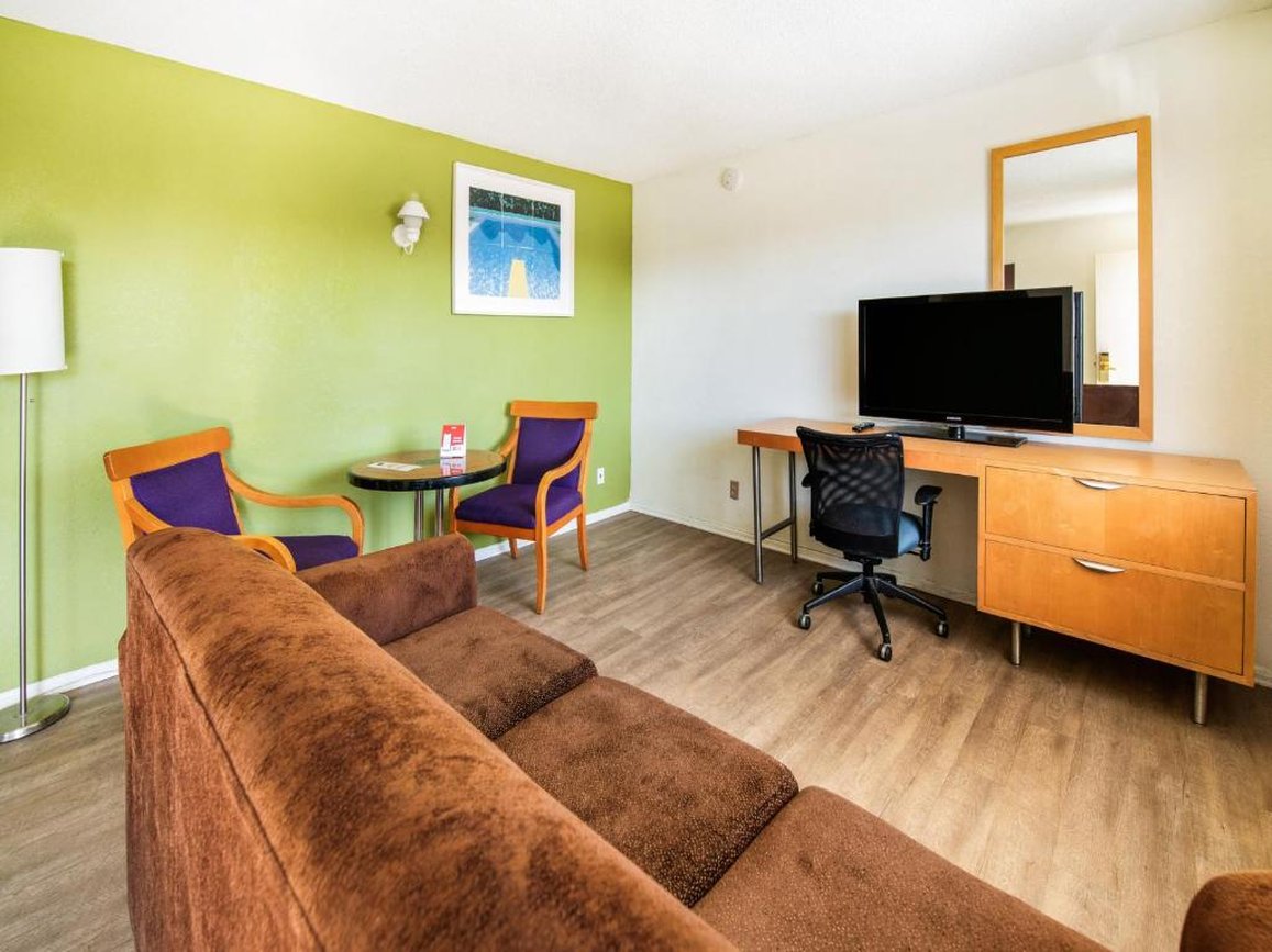 Hotel Ridgecrest An Extended Stay Studio 11/21