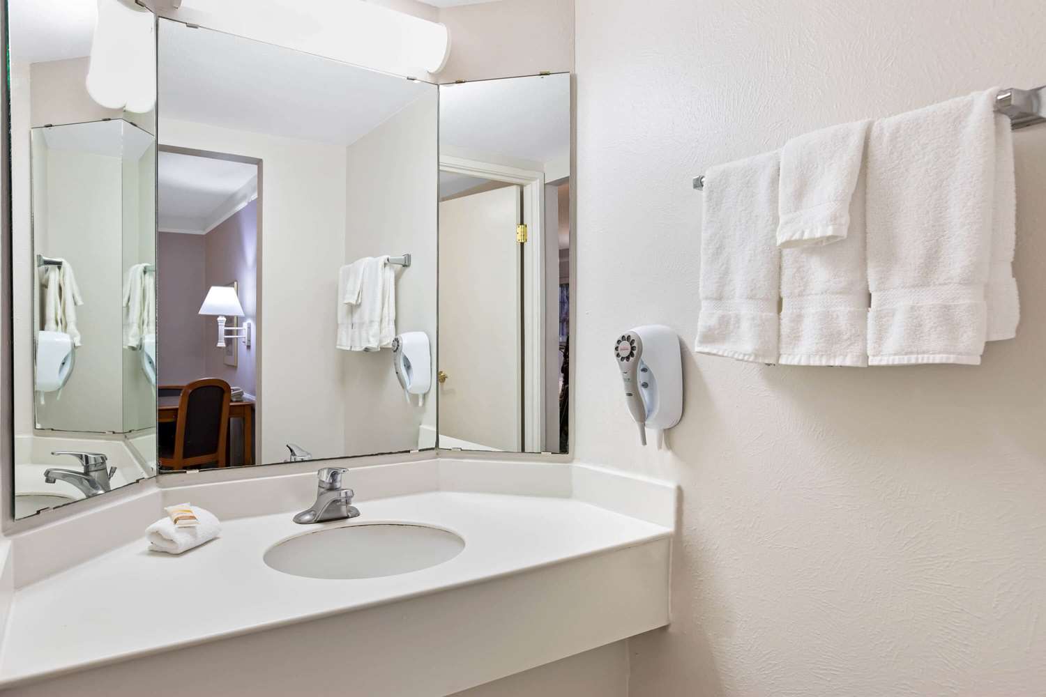 La Quinta Inn El Paso East Lomaland 39/42