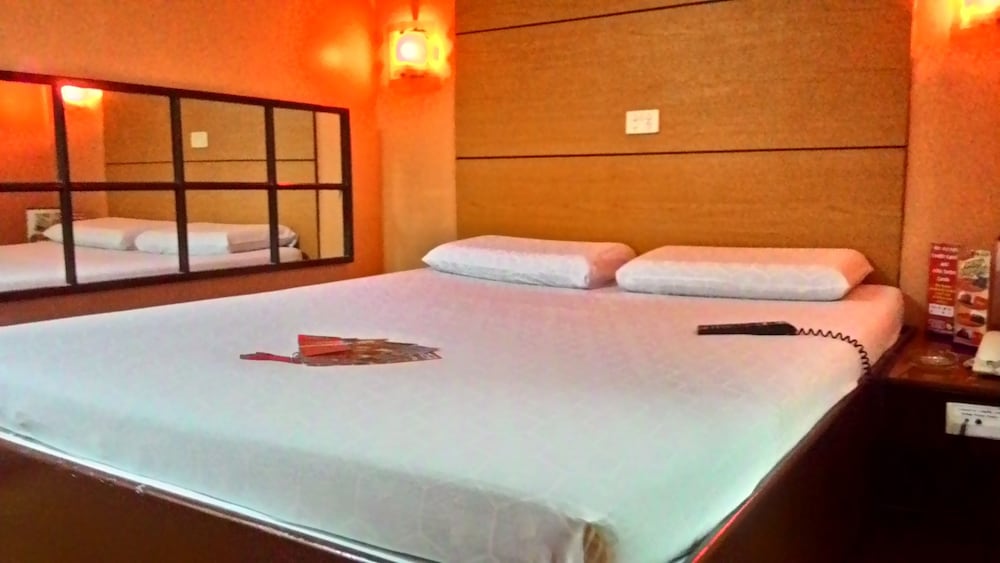 Hotel Sogo Aurora Blvd - Cubao 14/36