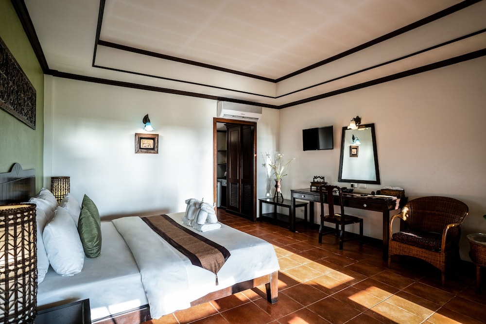 Ayara Villas 25/68