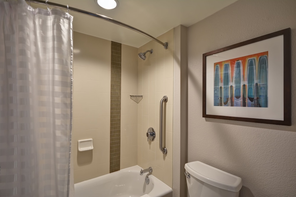 Hyatt Place Miami Airport West Doral 27/29