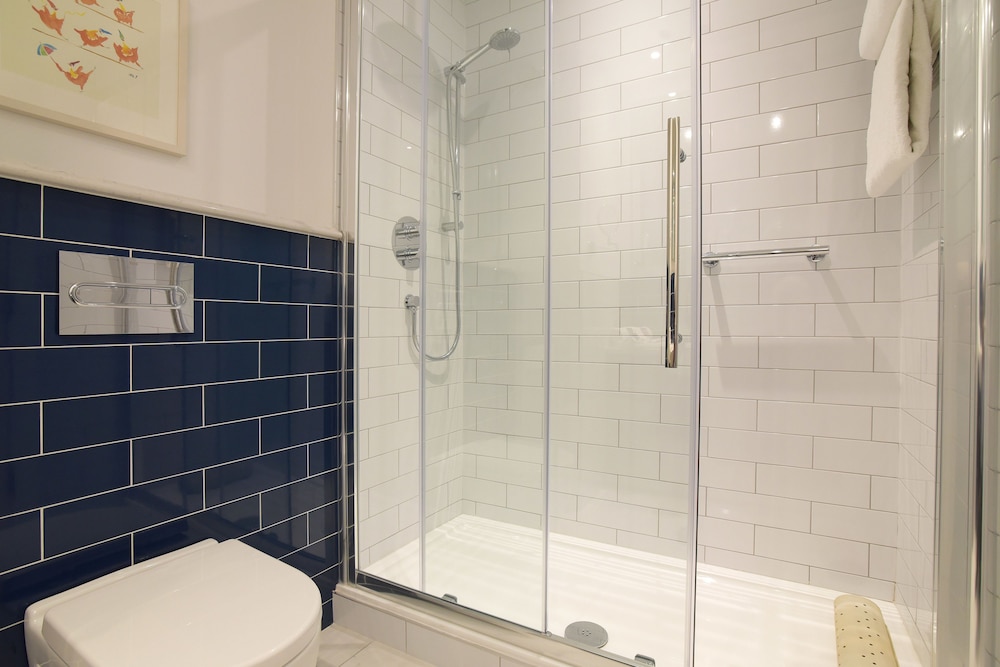 Carrigaline Court Hotel And Leisure Centre 9/41