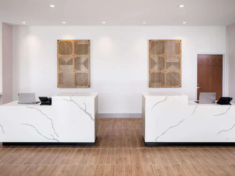 Hyatt Place Scottsdale North 13/31