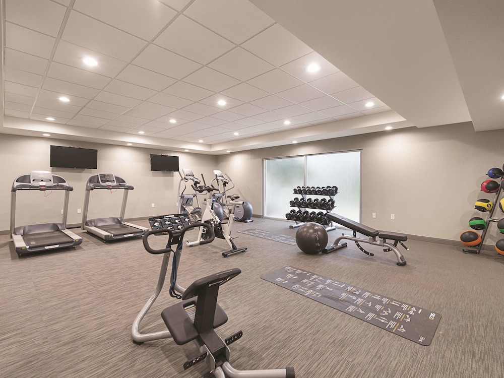La Quinta Inn Suites Oklahoma City Nw Expwy 29/47