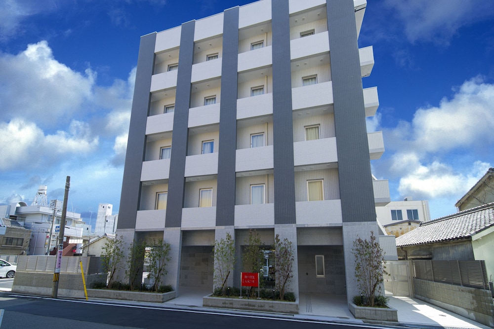 HOTEL LA SCALA 3/57