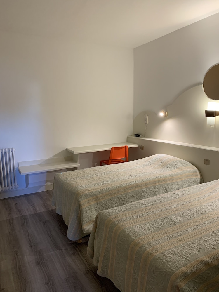 Hotel Chiffre 17/69
