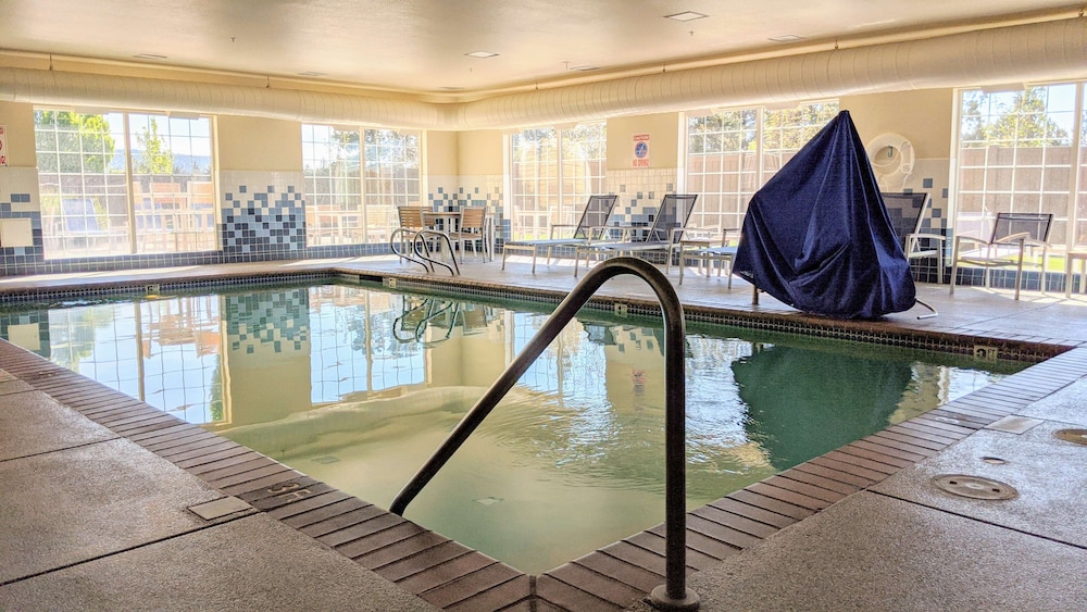 Best Western Bend North 24/40