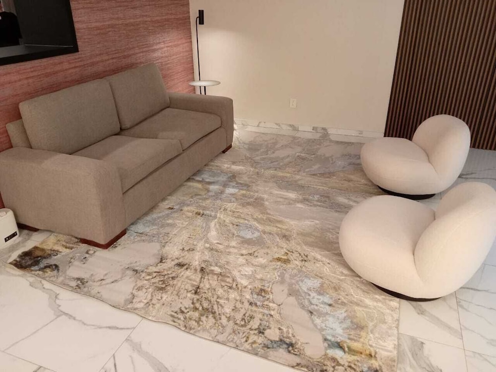 Expo Satelite Hotel and Suites 39/58