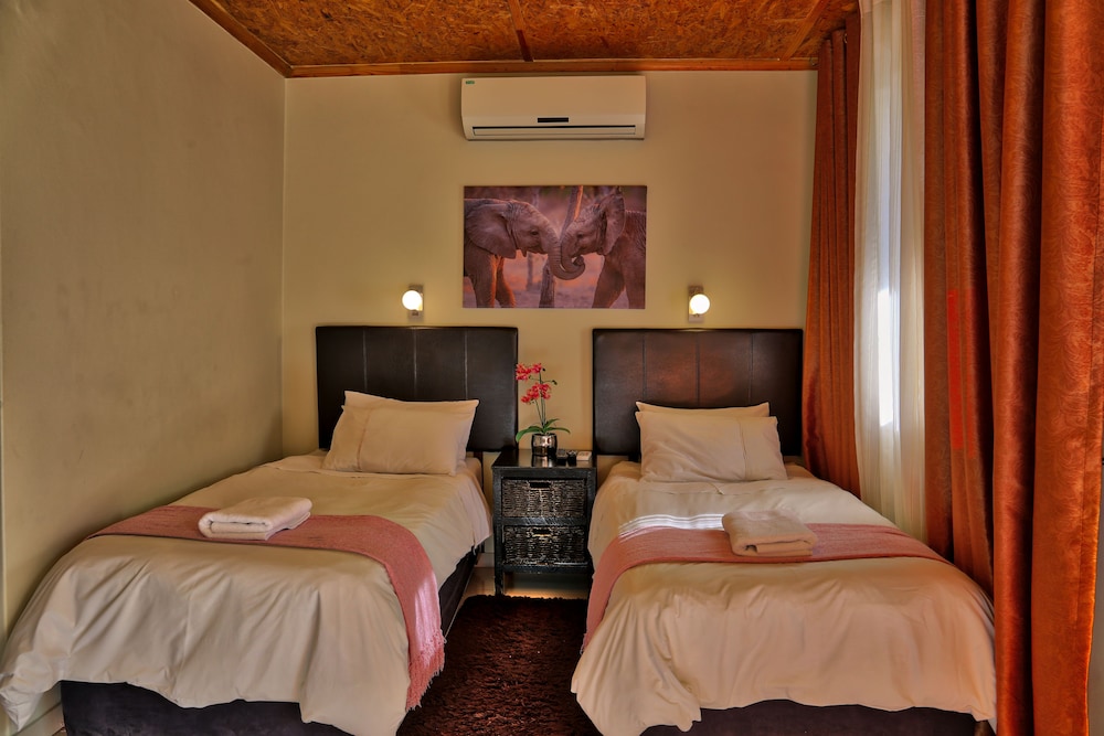 Tillas Guesthouse 5/35