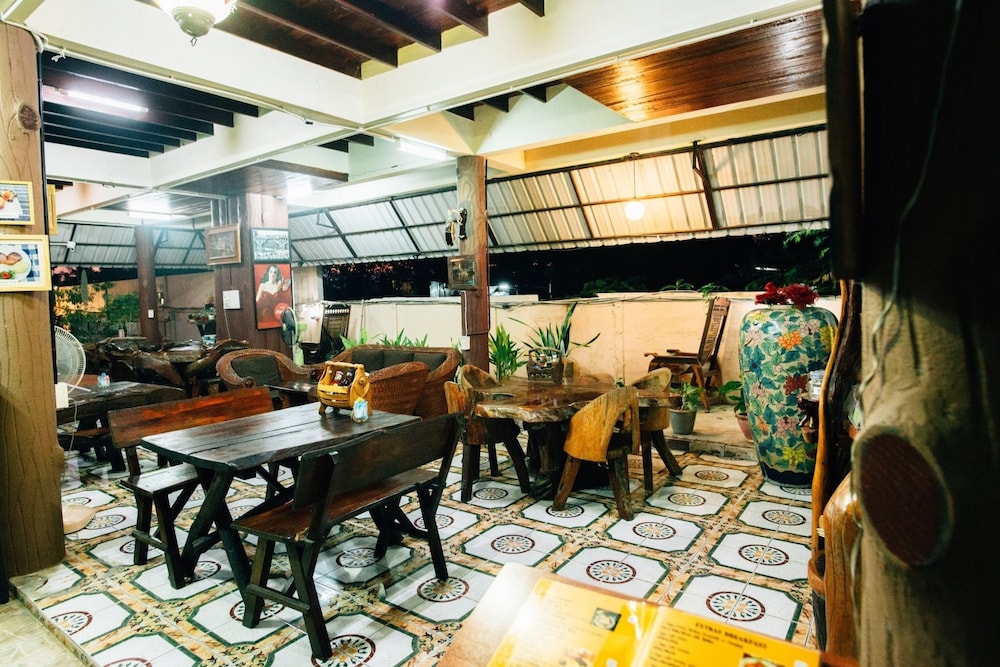 Noble Night Guesthouse Kanchanaburi 45/55