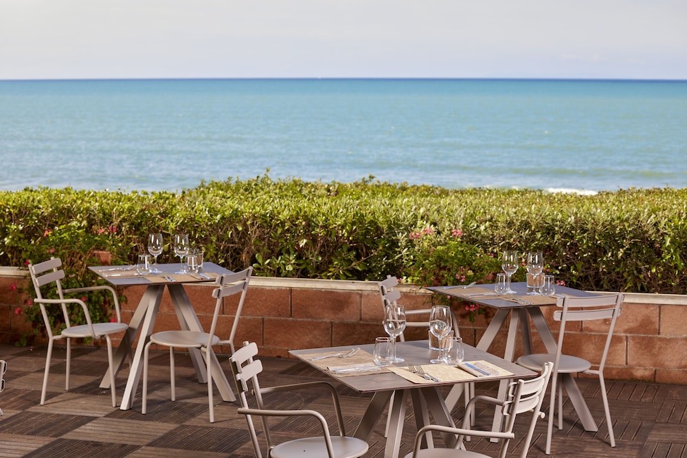 Park Hotel I Lecci 44/62