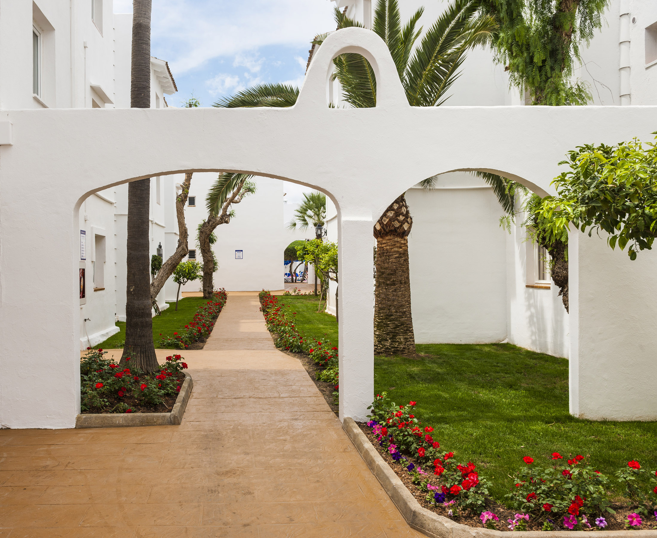 Globales Apartotel Bouganvilla 43/50