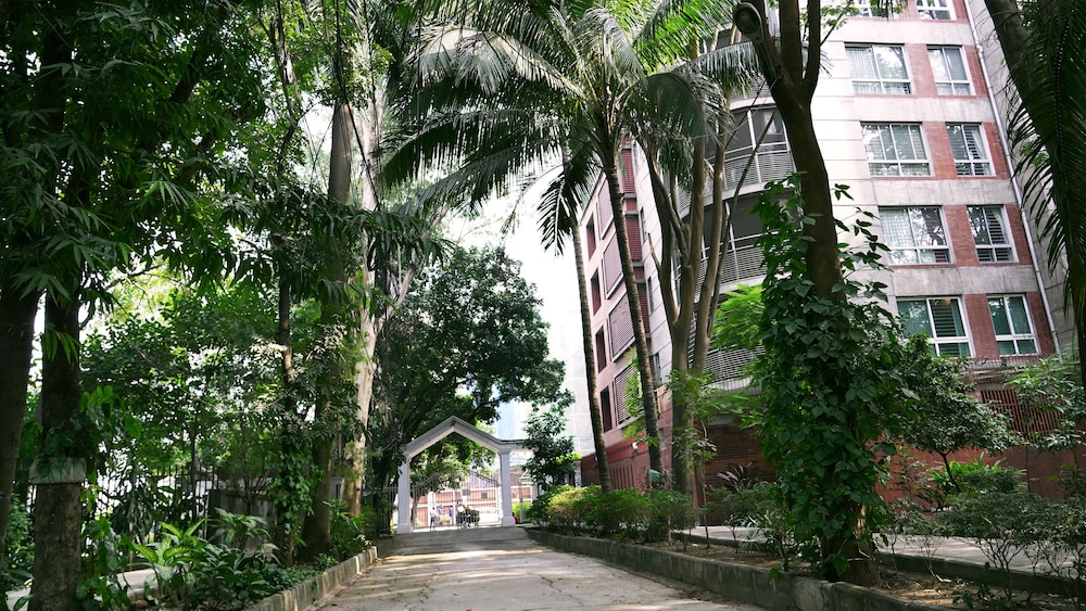 ASIA PACIFIC HOTEL 47/50