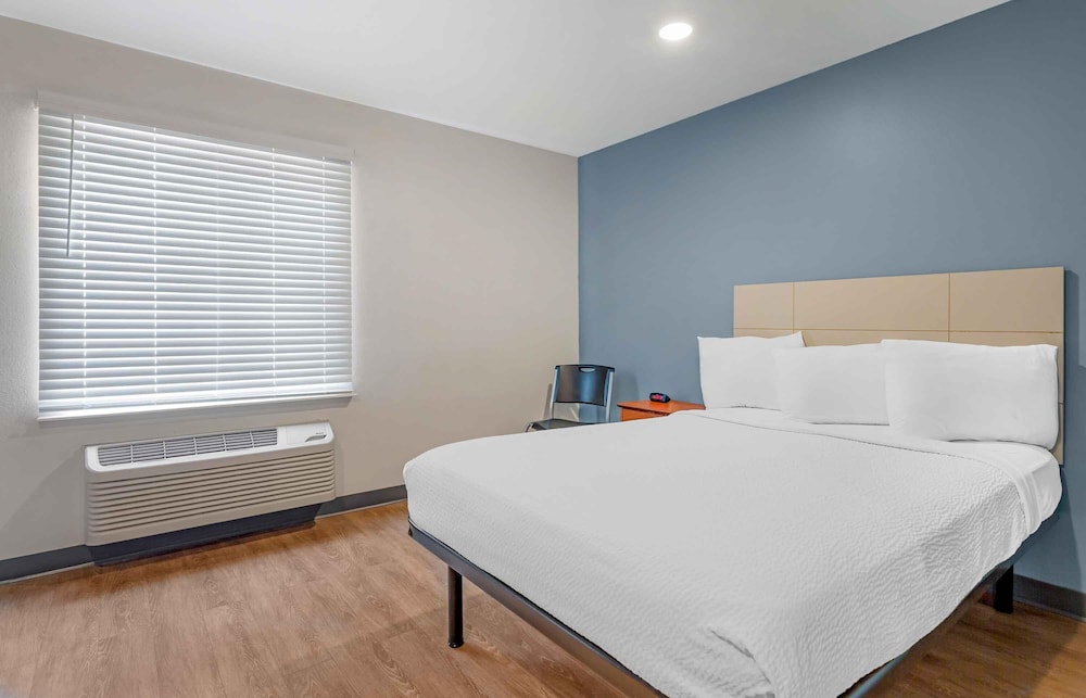 Extended Stay America - Select Suites Fort Myers - Northeast 18/39