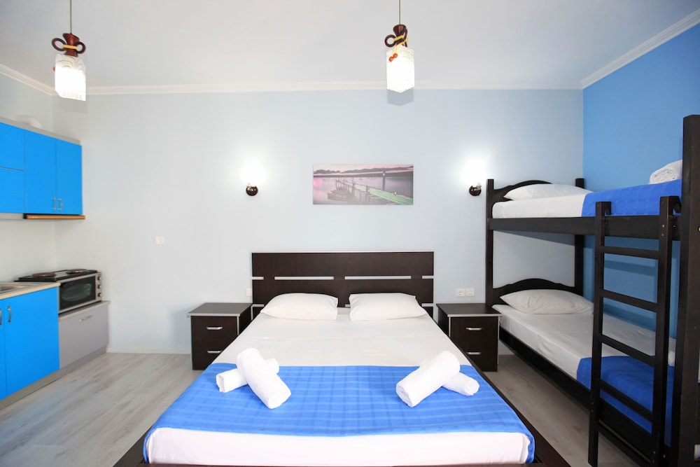 Hotel Keos 57/68