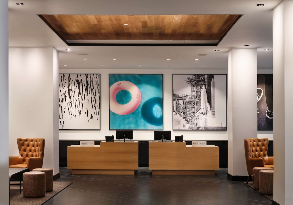 The Landing At Hampton Marina Tapestry Collection By Hilton 6/48