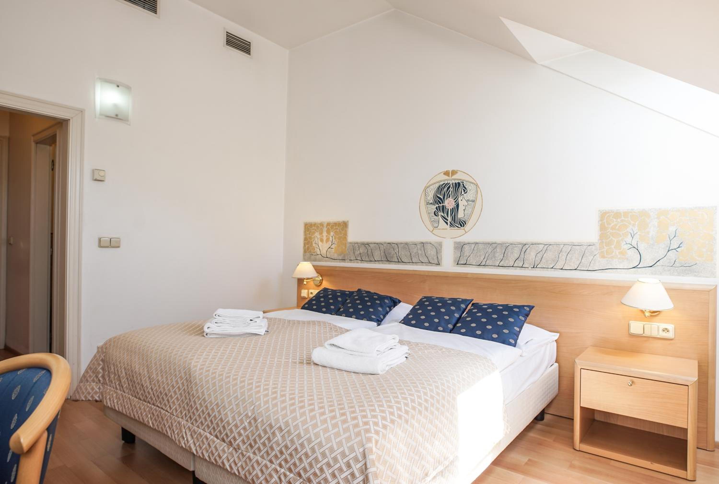 rooms