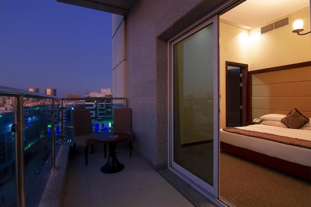 Better Living Hotel Apartments 17/29