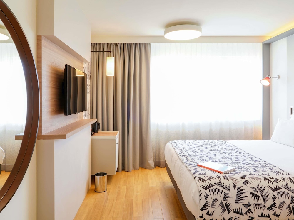 Mercure Marseille Centre Prado Velodrome 16/73