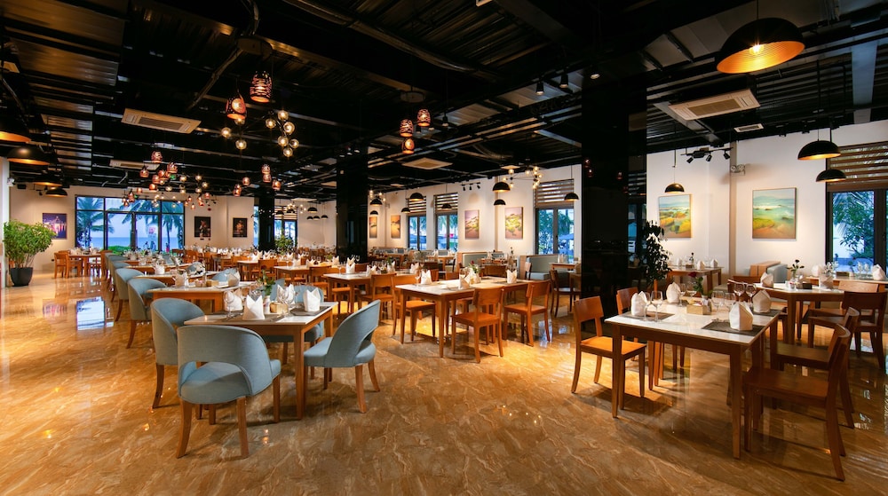 Nesta Hotel Danang 32/50