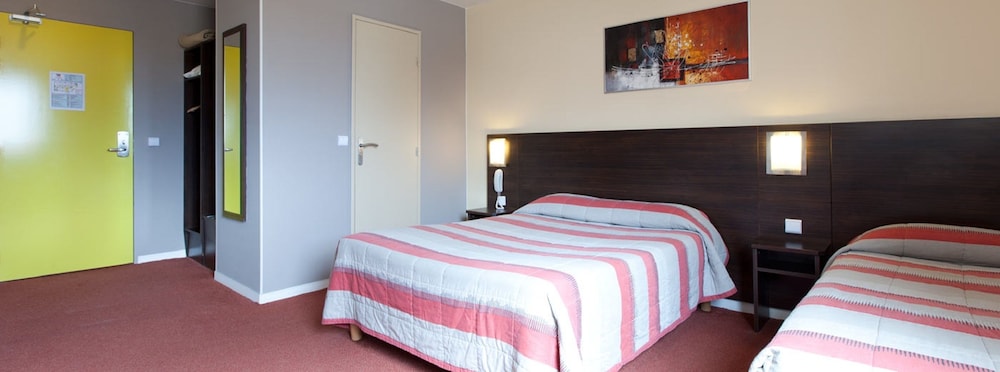 Orly Superior Hotel 14/57
